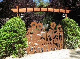 300 Esquiline Rd, Carmel Valley, CA 93924