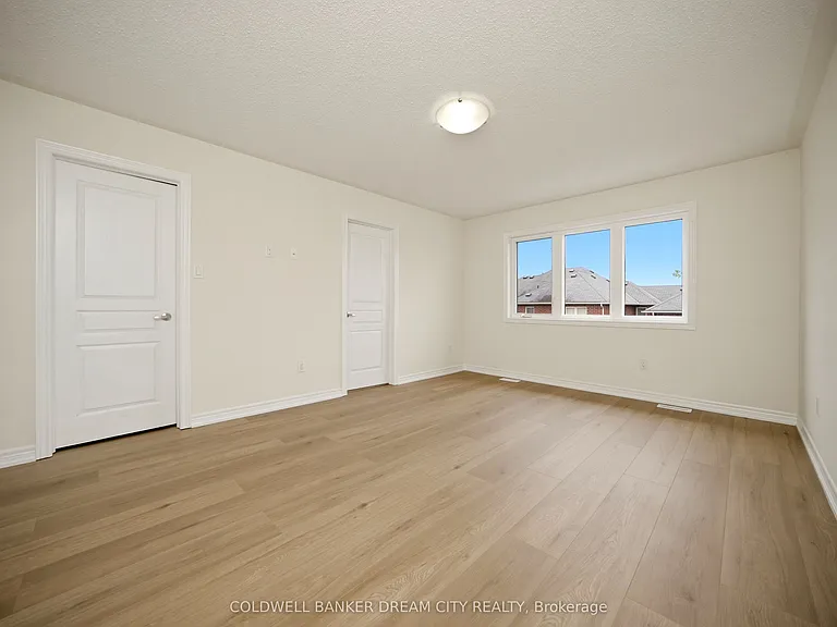 37 Stoyell Dr — Photo 22