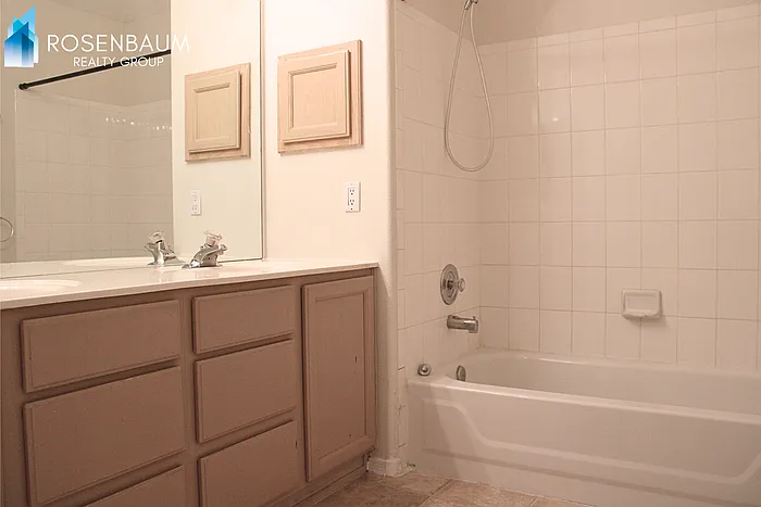 4632 E Harwell St — Photo 24
