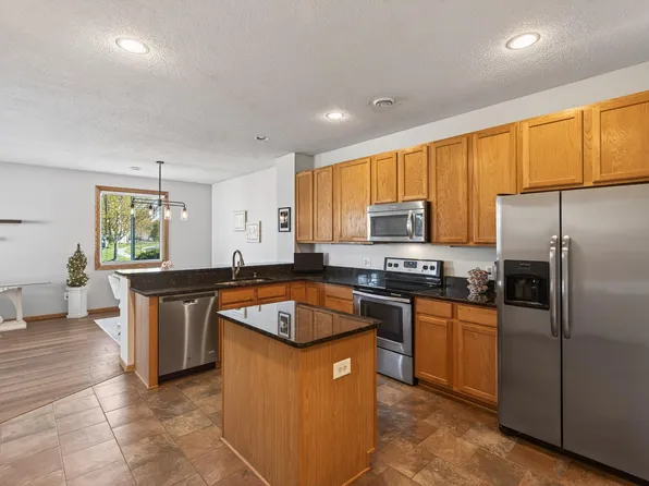 18451 97th Pl N, Maple Grove, MN 55311