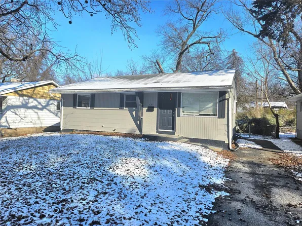 131 Brigadoon Cir, Saint Louis, MO 63137