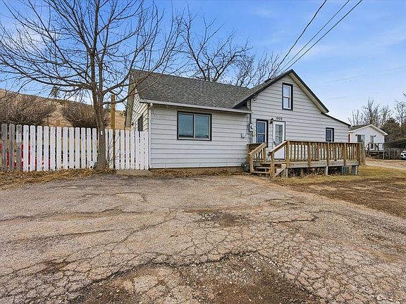 2nd image of 1900 Cleveland St