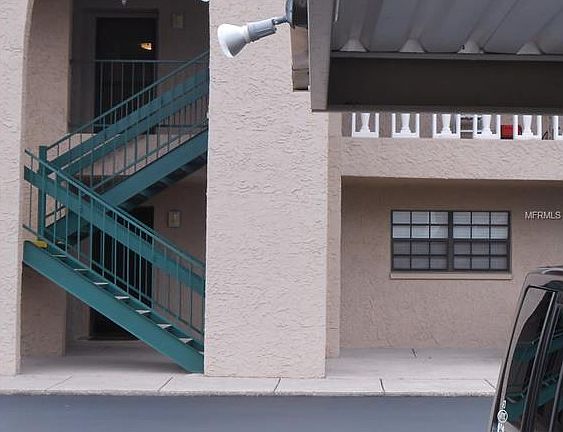 3rd image of 1750 Belleair Forest Dr APT A20