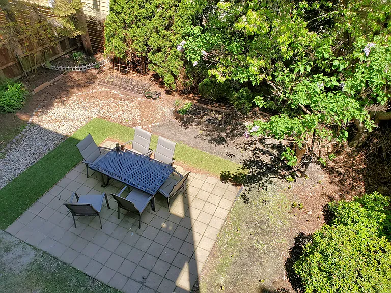 1260 W Carmen Ave #1 — Photo 15
