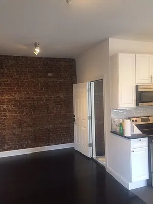 Rented by Imperial Property Advisers | media 59