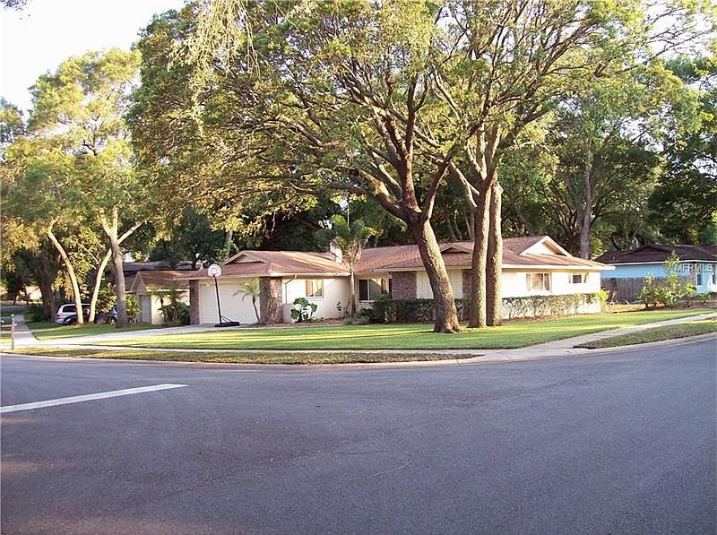 1st image of 394 Beechwood Ln