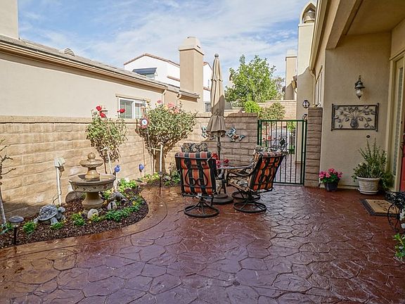 3rd image of 23738 Aspen Meadow Ct