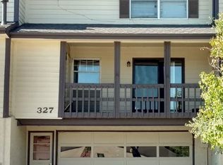 327 Raspberry Ln, Monument, CO 80132