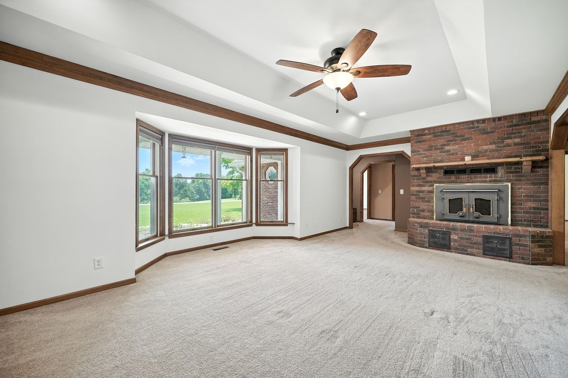 next background image