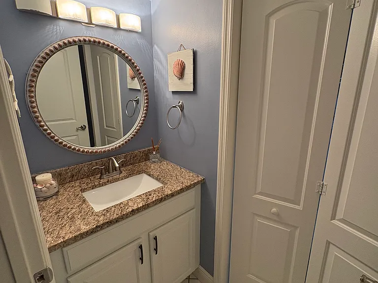 180 Lake Point Ln #180 — Photo 10