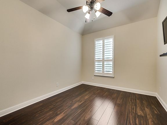 5th image of 8605 Gracewood Dr