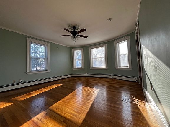 5th image of 263 Middlesex St #2