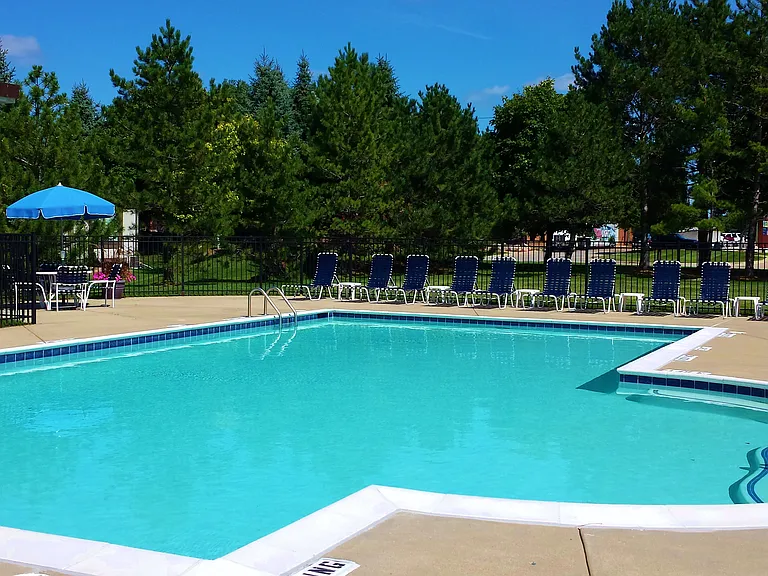Fieldstone Apartments — Photo 8