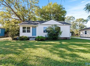 1824 Oakwood Ave NE, Huntsville, AL 35811