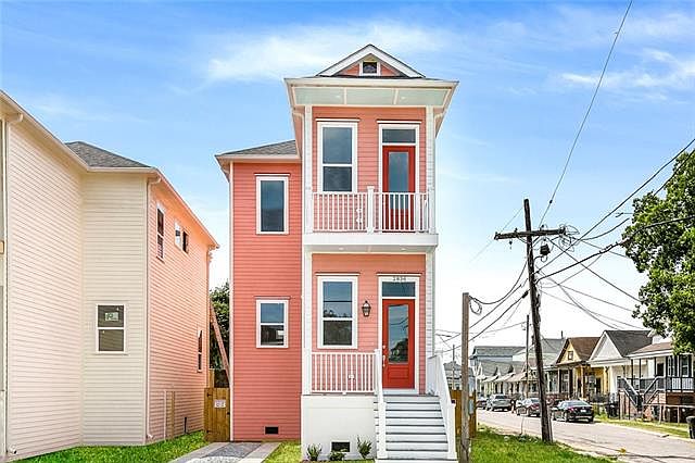 1st image of 2836 Amelia St