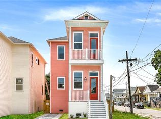 2836 Amelia St, New Orleans, LA 70115