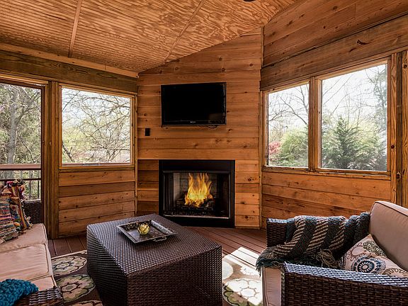 5th image of 6712 Glenbrook Dr