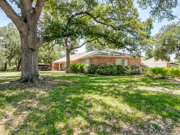 900 MORNINGSIDE DR, Terrell Hills, TX 78209