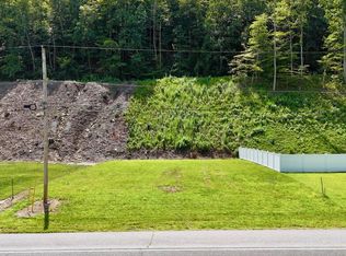 699 Cedar Creek Rd, Pikeville, KY 41501