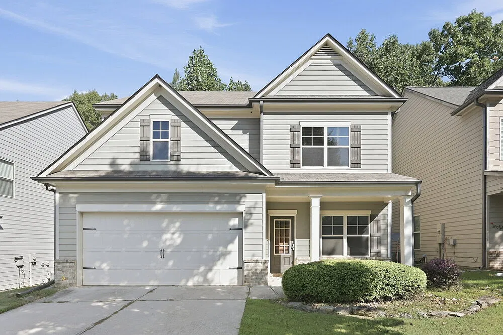 4 bed, 2.5 bath, 2170 sqft, $2,460 — Photo 1
