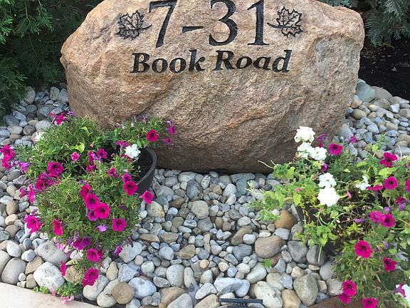 4th image of 31 Book Rd #7