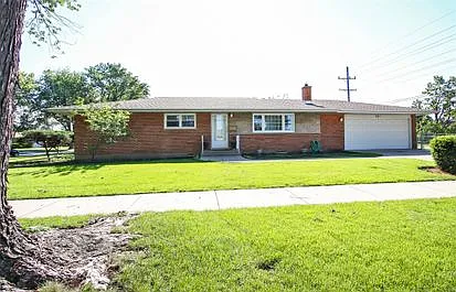 761 Beau Dr photo 1