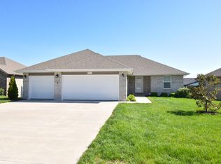 846 Jefferson St, Rogersville, MO 65742