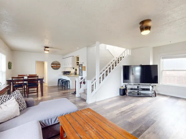 124 8th Ave N, Buhl, ID 83316