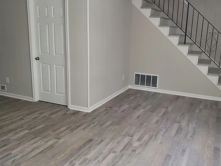 124 Winston Rd — Photo 7