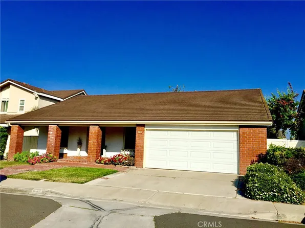 25 Deerwood W, Irvine, CA 92604