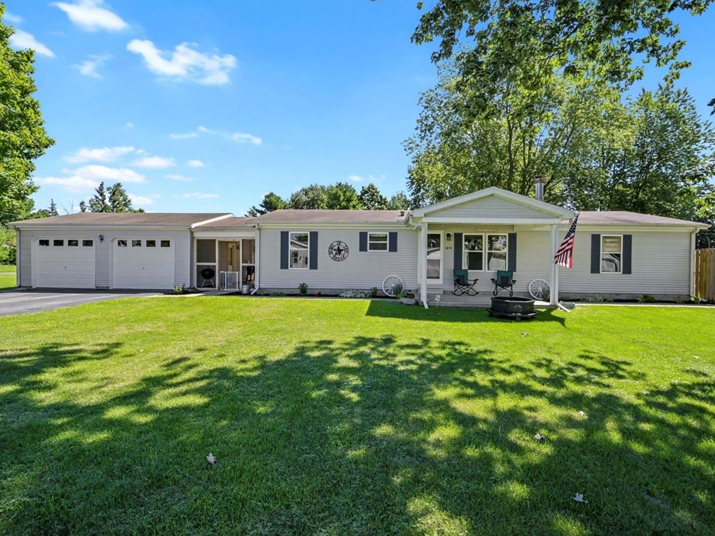 101 E Meade St, White Heath, IL 61884 Zillow