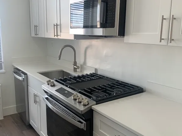 104-40 Queens Boulevard image 2 of 21