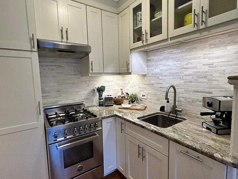 2326 N Lincoln Park W #3F — Photo 13