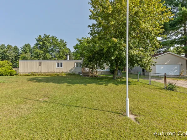 12355 Forteen Mile Rd NE, Greenville, MI 48838