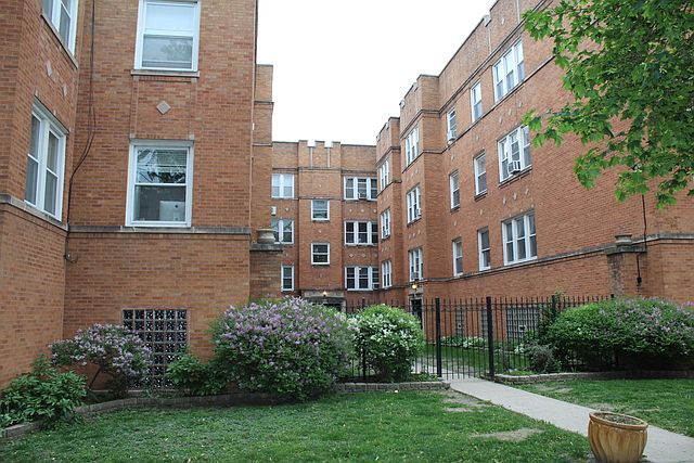 1st image of 4421 N Whipple St APT 1A