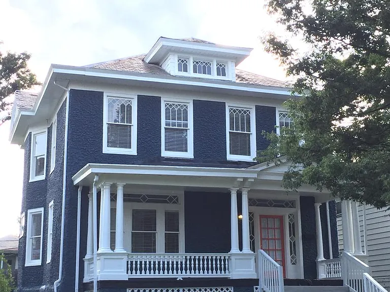 3206 Barton Ave — Photo 1