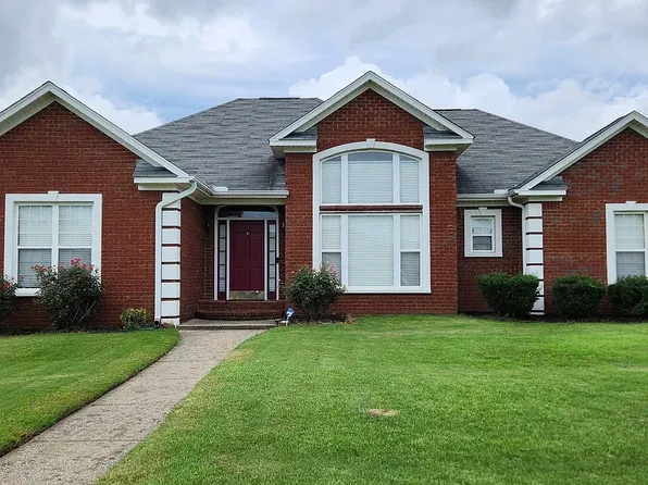 3928 Frontier St, Northport, AL 35475