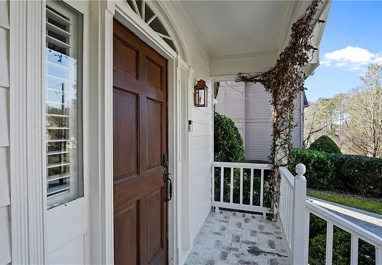 105 Spruell Springs Rd — Photo 3
