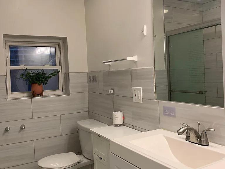 3157 S Emerald Ave #2F — Photo 10
