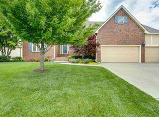 1905 N Frederic Cir, Wichita, KS 67206