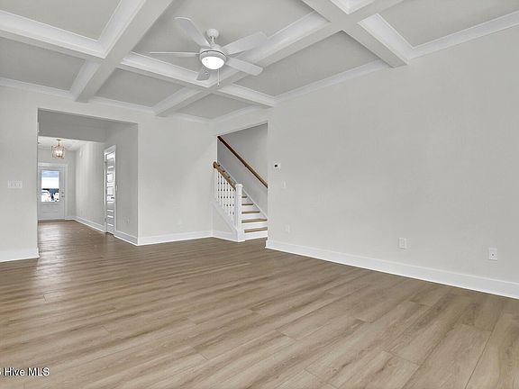 5th image of 610 Heart Pine Avenue