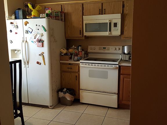 3rd image of 8011 Southgate Blvd #1L
