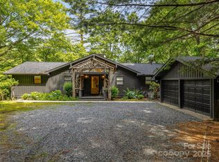 412 Cherokee Trce, Lake Toxaway, NC 28747