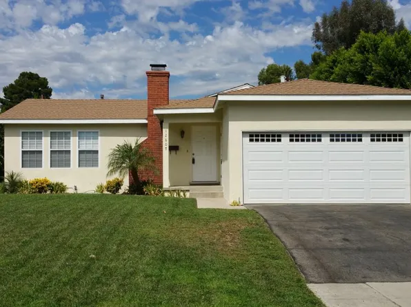 12607 Hatteras St, Valley Village, CA 91607