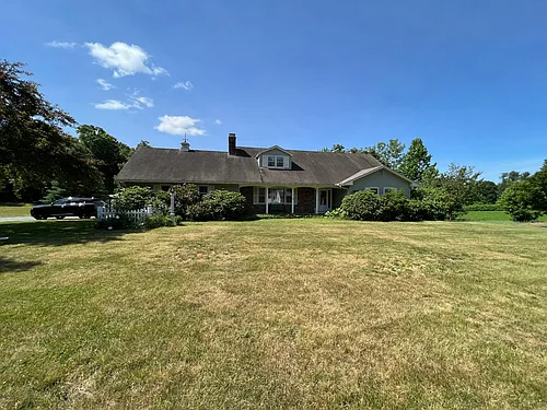 37 Reservoir Rd Photo 1