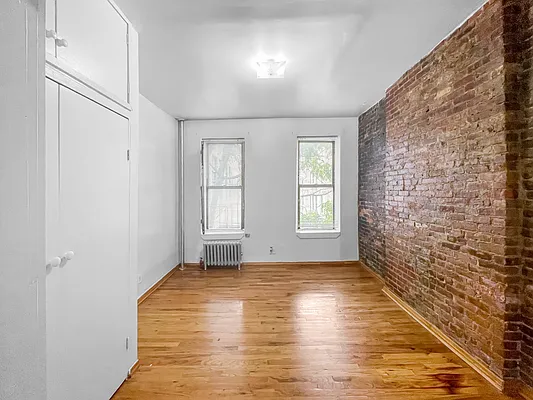 Rented by Skyward | media 9