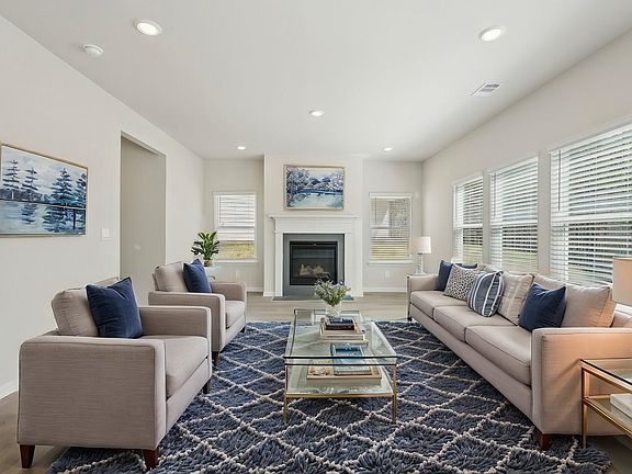 The Dakota floorplan with the Sleek 1 interior package.