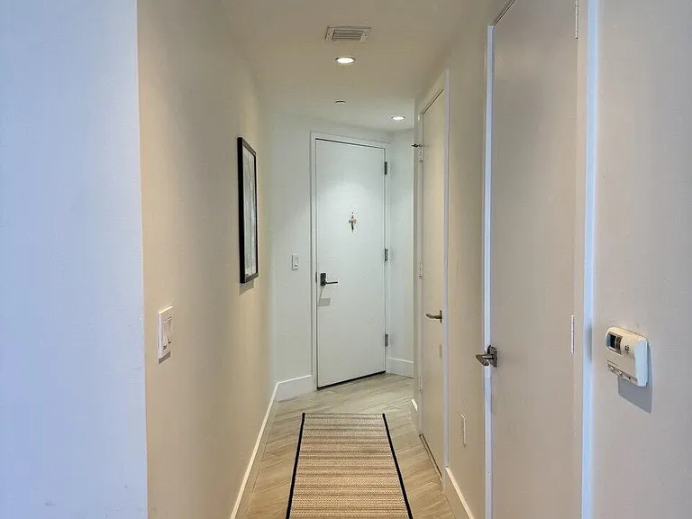 121 NE 34th St #1116 — Photo 22