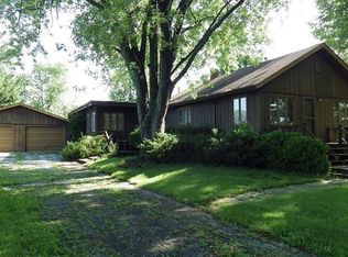 4154 W 73rd Ave, Merrillville, IN 46410