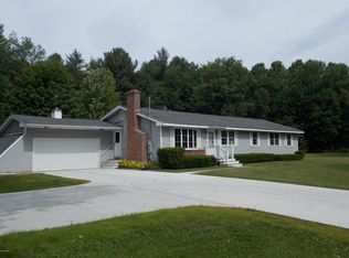 477 N Washington State Rd, Washington, MA 01223